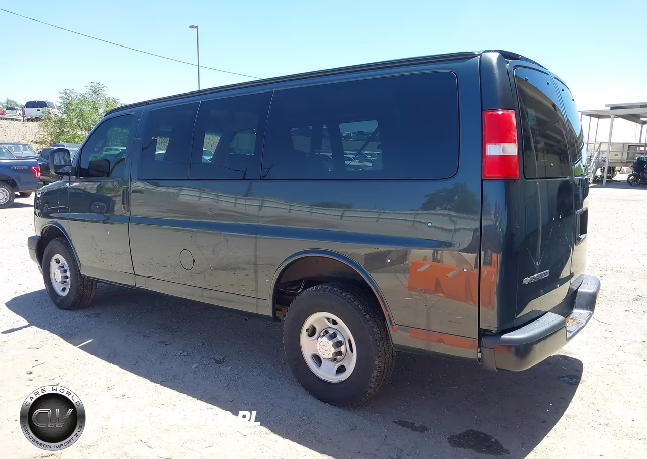 2017 Chevrolet Express 2500 Ls VIN:1GAWGEFF3H1290067 - 3