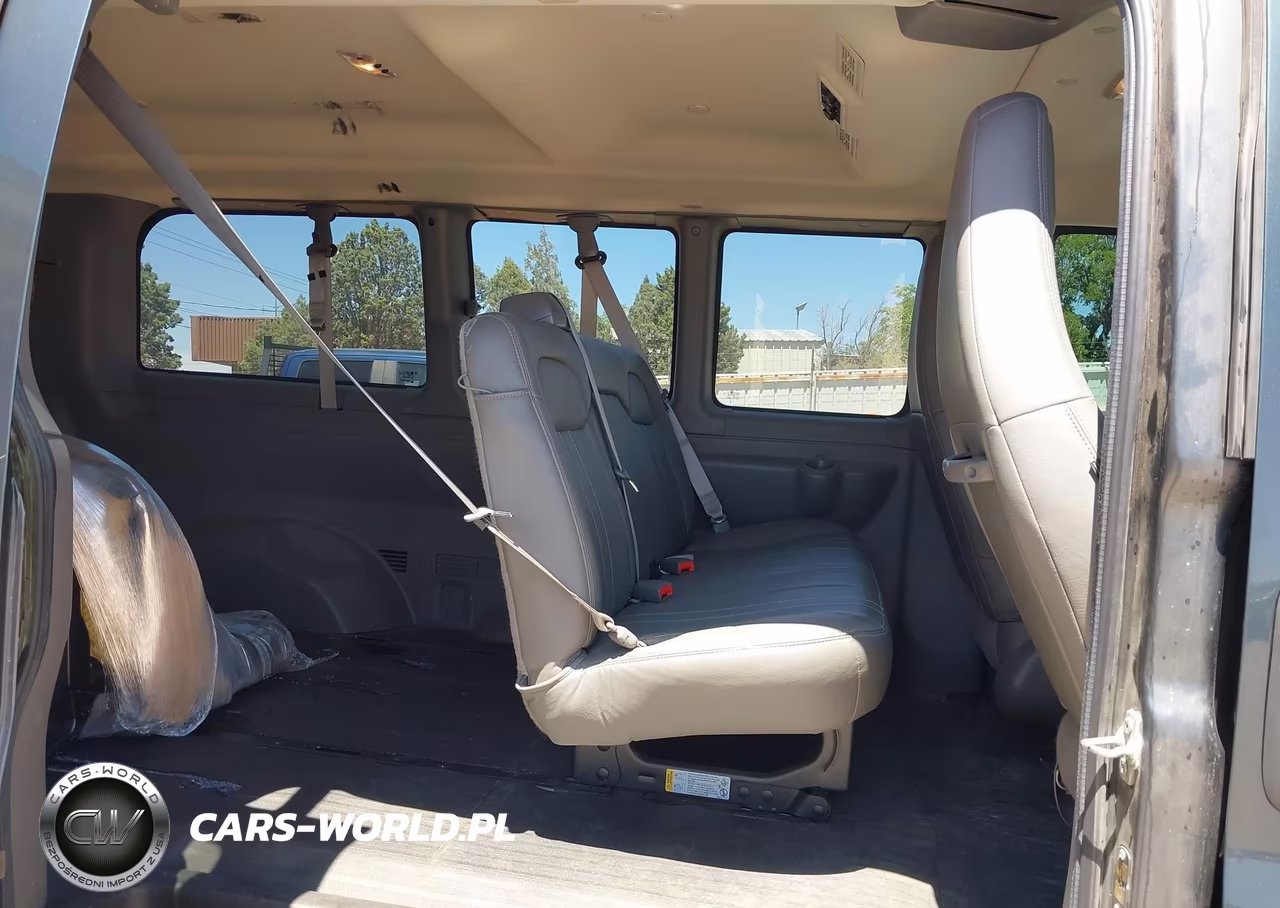 2017 Chevrolet Express 2500 Ls VIN:1GAWGEFF3H1290067 - 8