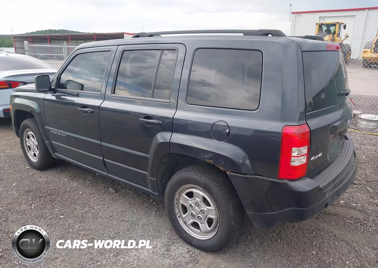 2014 Jeep Patriot Sport VIN:1C4NJRBB1ED592143 - 3