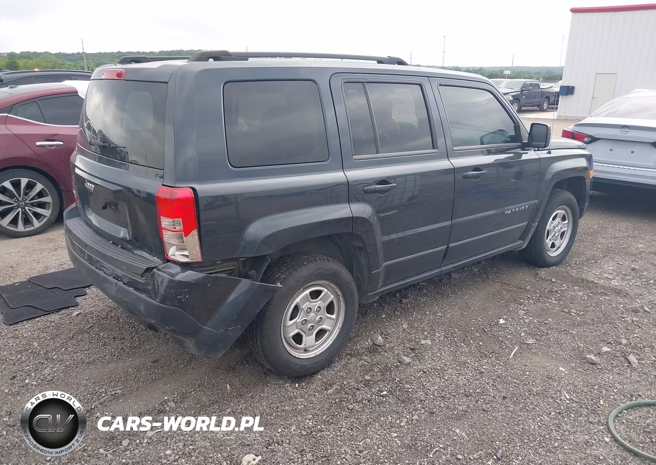 2014 Jeep Patriot Sport VIN:1C4NJRBB1ED592143 - 4