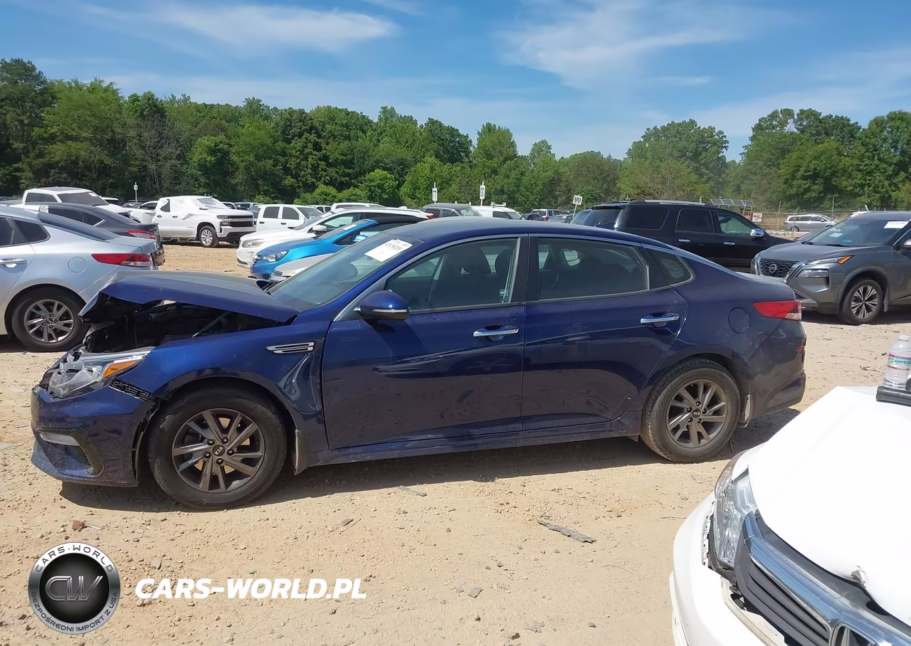 2019 Kia Optima Lx VIN:5XXGT4L34KG362224 - 14