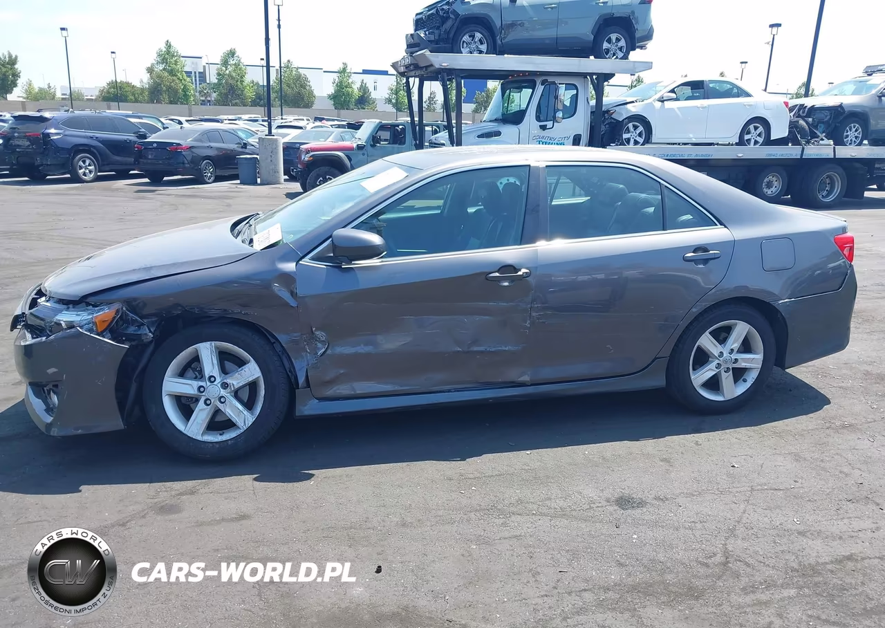 2014 Toyota Camry Se VIN:4T1BF1FK9EU458444 - 14