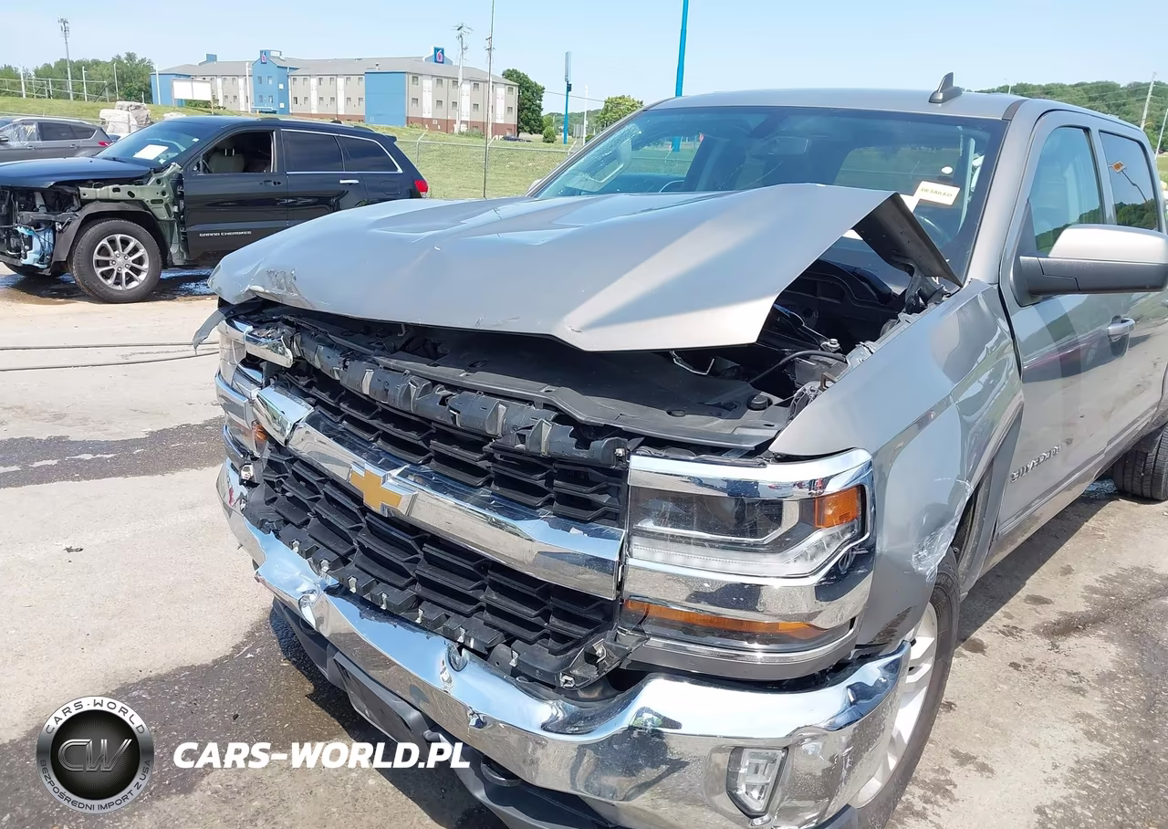 2017 Chevrolet Silverado 1500 1Lt VIN:1GCUKREC6HF162680 - 6