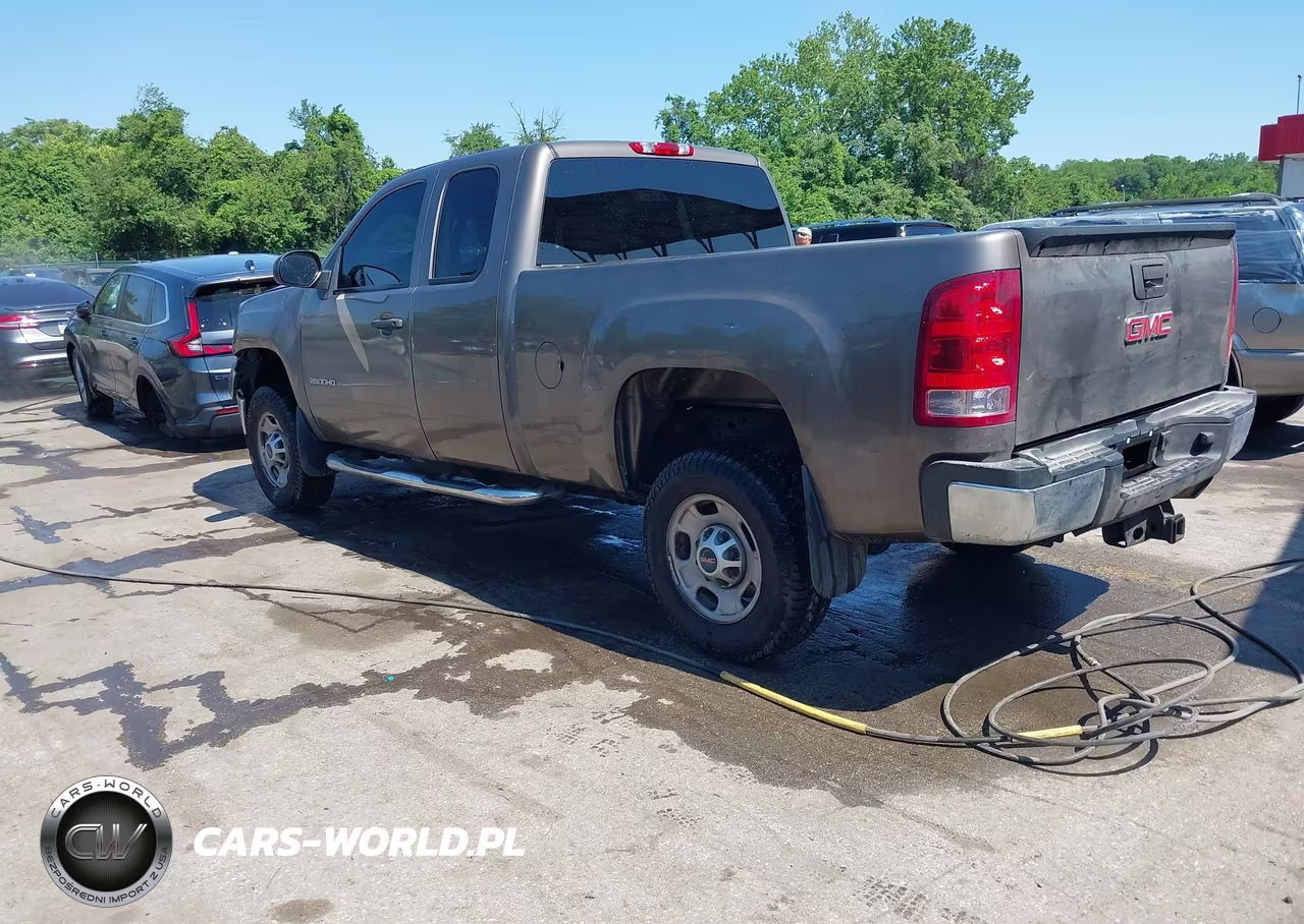 2013 GMC Sierra 2500Hd Work Truck VIN:1GT21ZCG8DZ288631 - 3