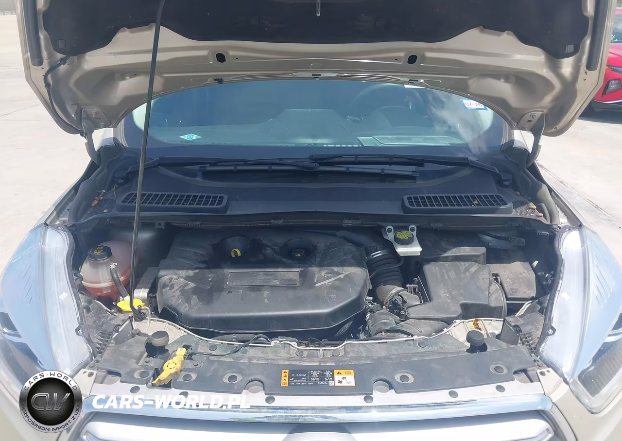 2018 Ford Escape Titanium VIN:1FMCU0J99JUB71740 - 10