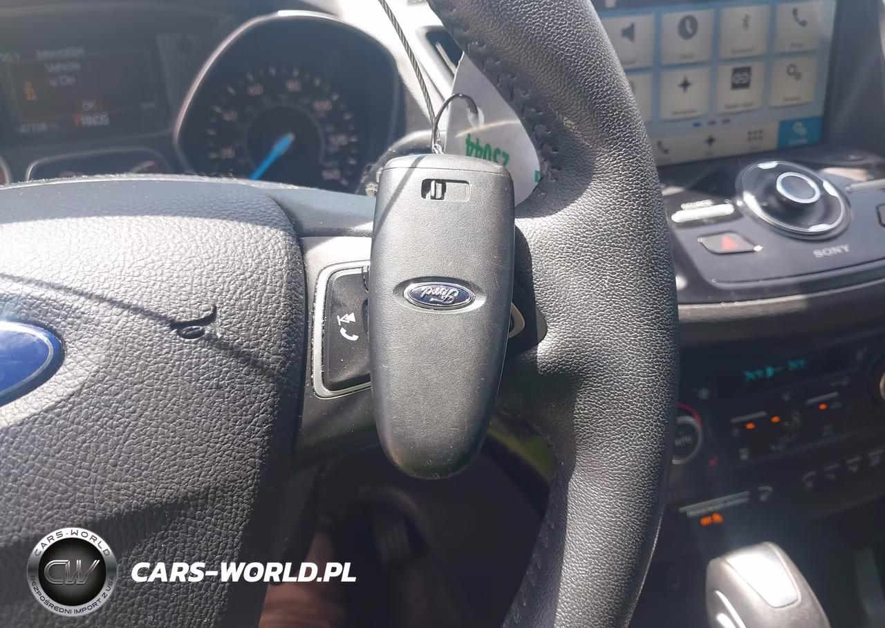 2018 Ford Escape Titanium VIN:1FMCU0J99JUB71740 - 11