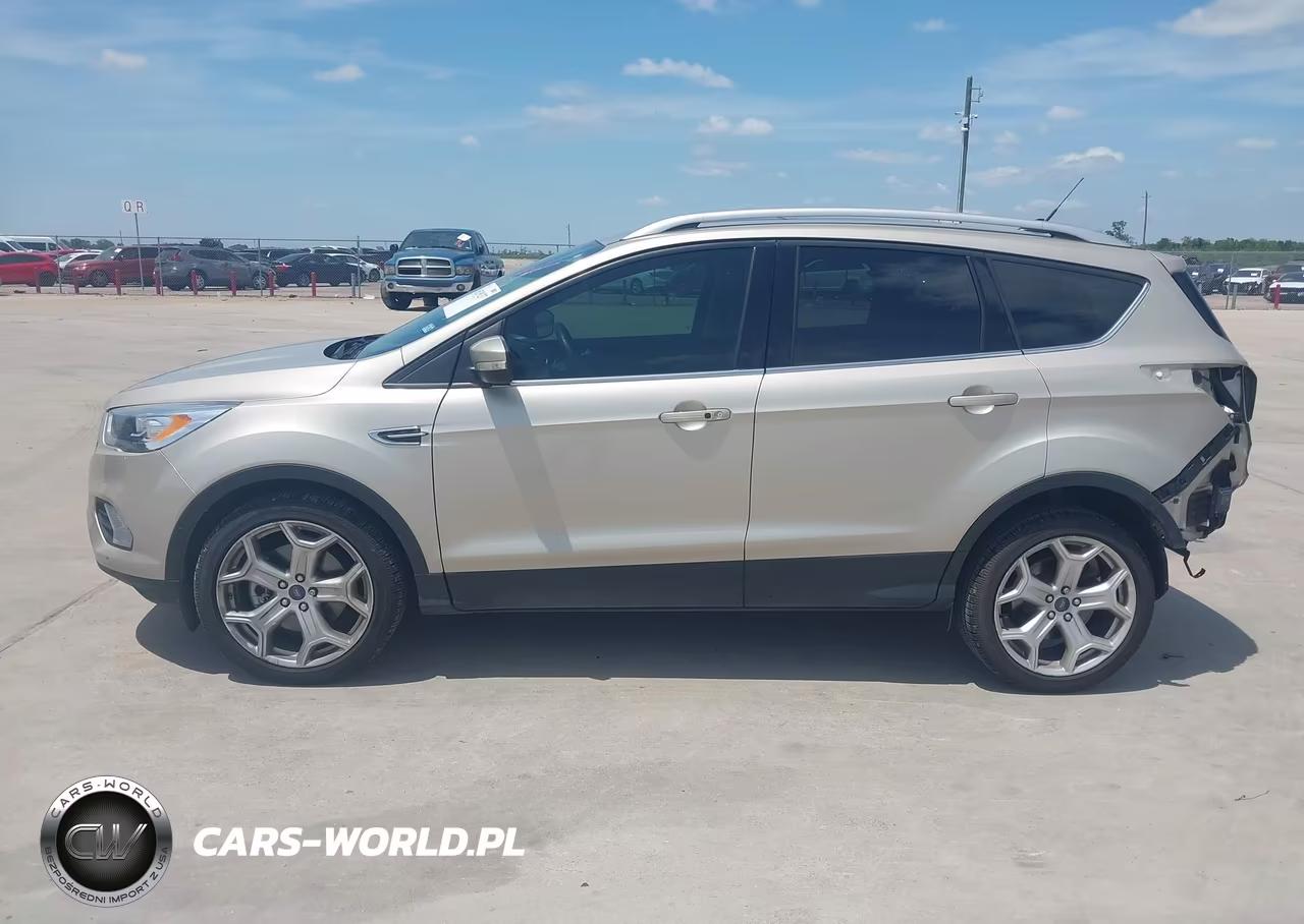 2018 Ford Escape Titanium VIN:1FMCU0J99JUB71740 - 14
