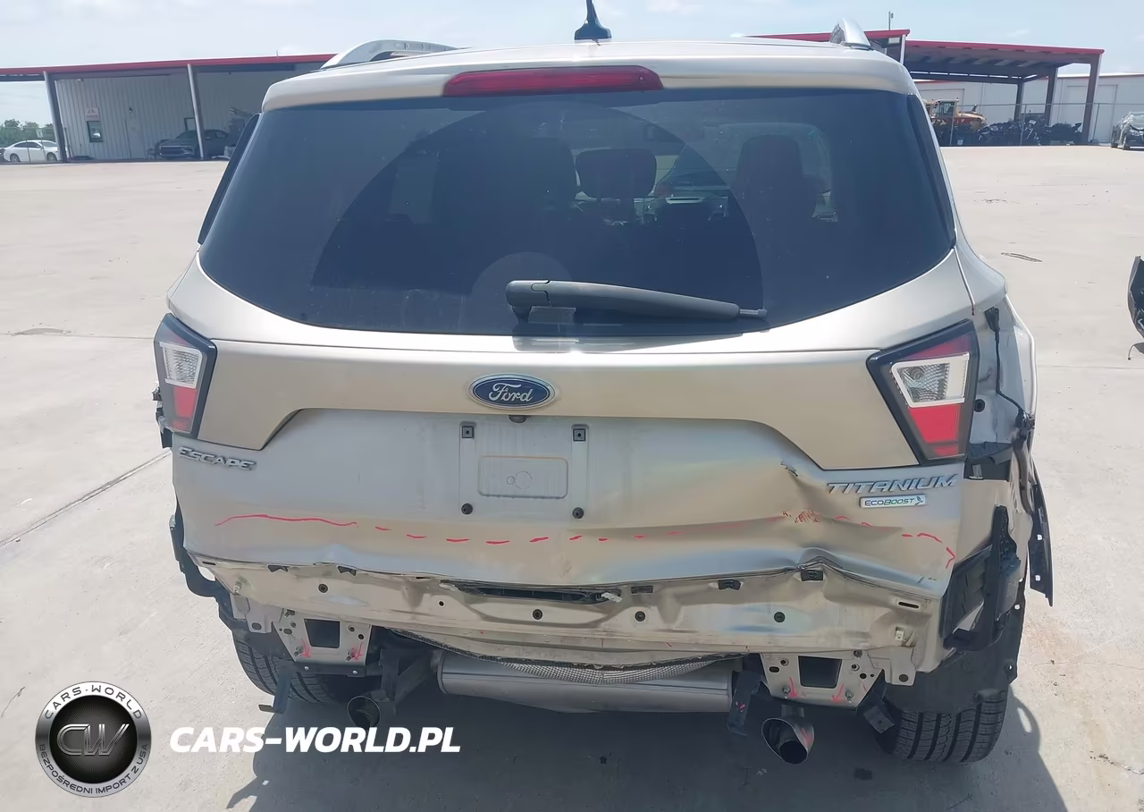 2018 Ford Escape Titanium VIN:1FMCU0J99JUB71740 - 16