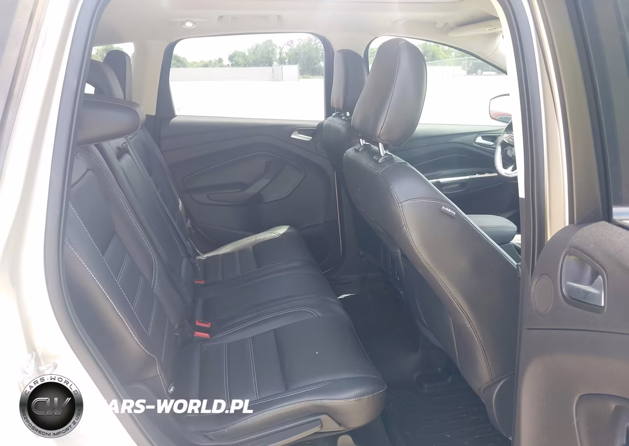 2018 Ford Escape Titanium VIN:1FMCU0J99JUB71740 - 8