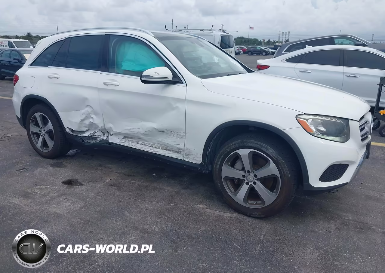 2017 Mercedes-Benz Glc 300