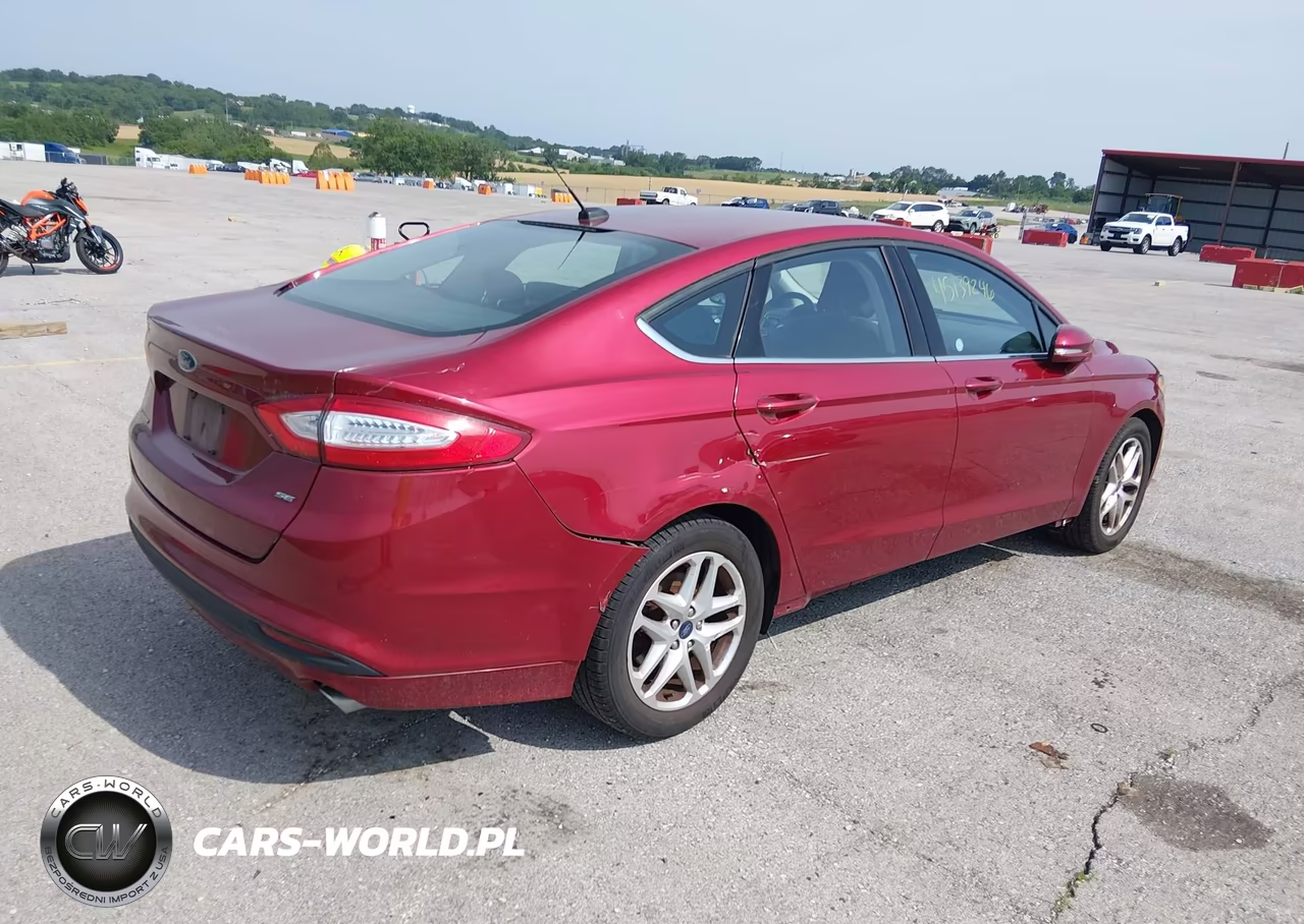 2015 Ford Fusion Se VIN:3FA6P0H75FR297546 - 4