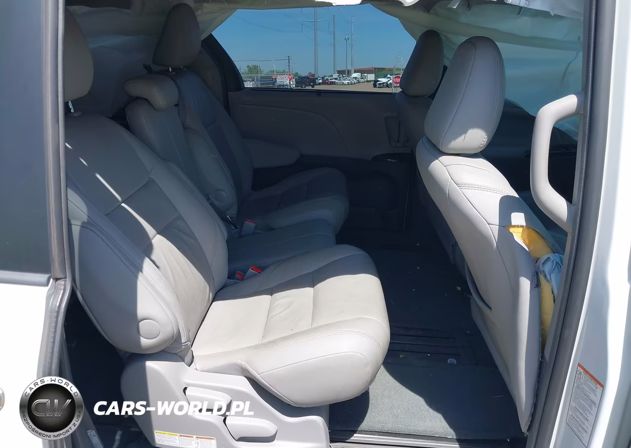 2017 Toyota Sienna Xle 8 Passenger VIN:5TDYZ3DC0HS884593 - 8