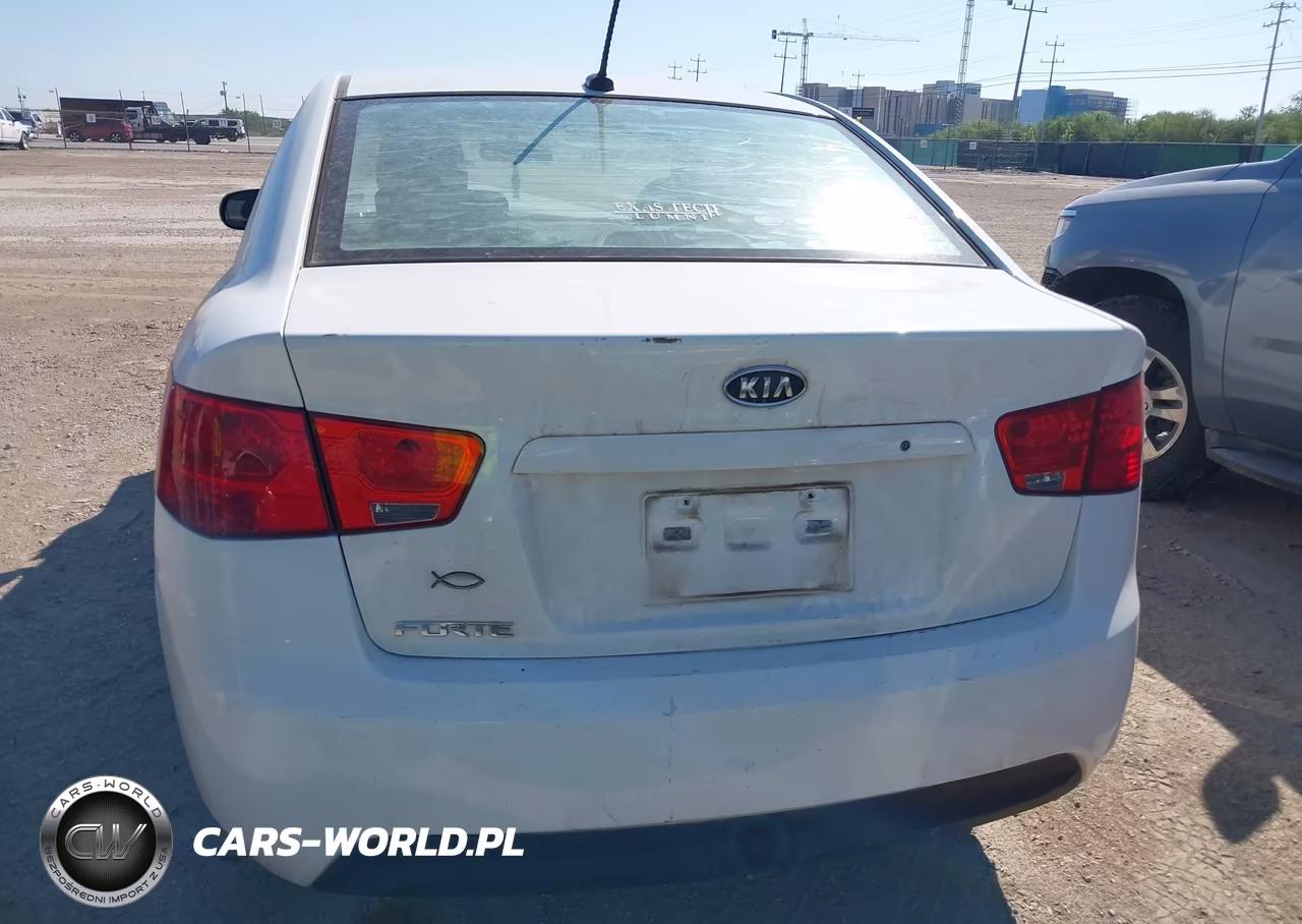 2013 Kia Forte Lx VIN:KNAFT4A26D5692828 - 17
