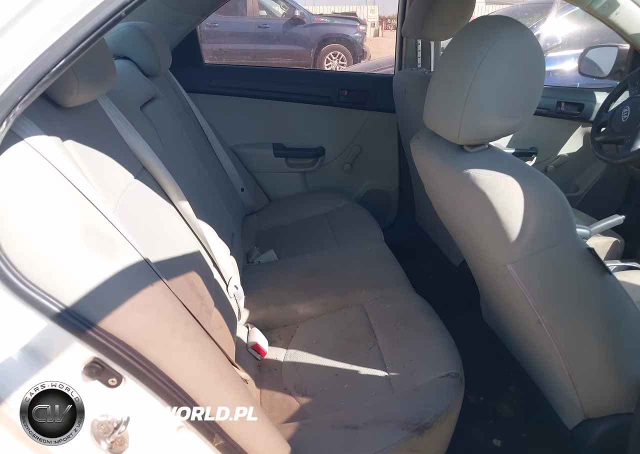 2013 Kia Forte Lx VIN:KNAFT4A26D5692828 - 8