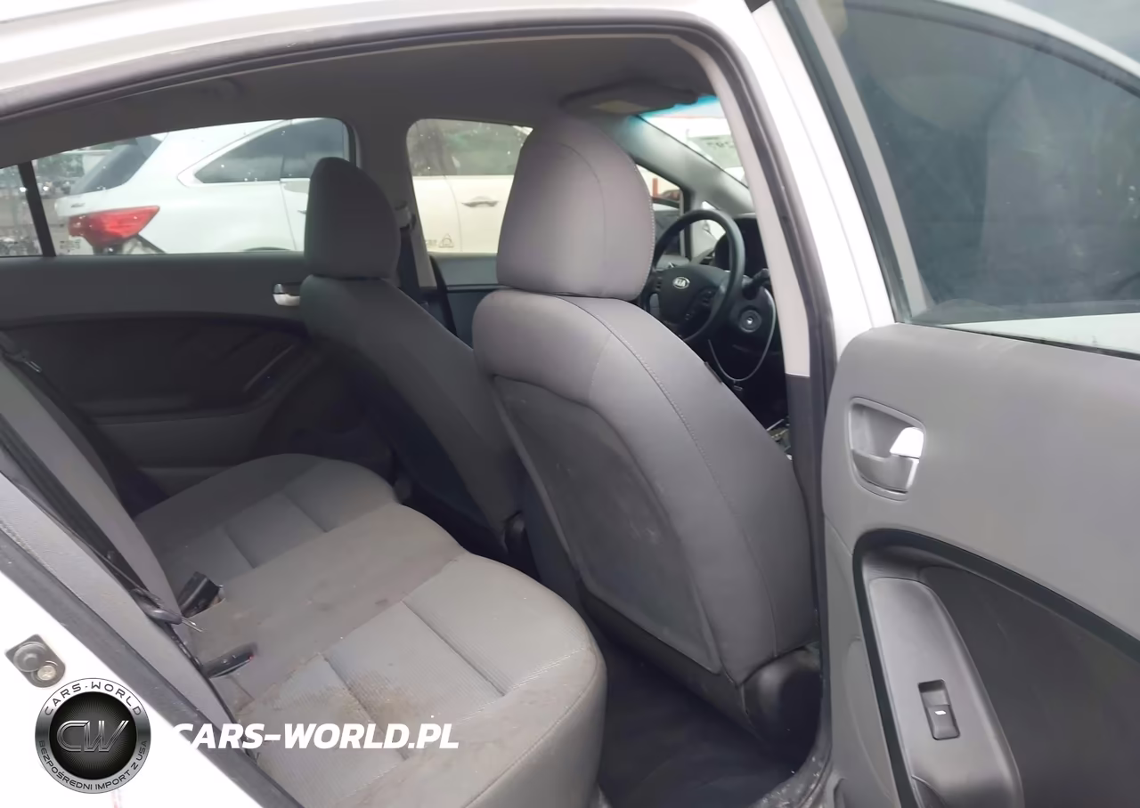 2017 Kia Forte Lx VIN:3KPFK4A72HE073316 - 8