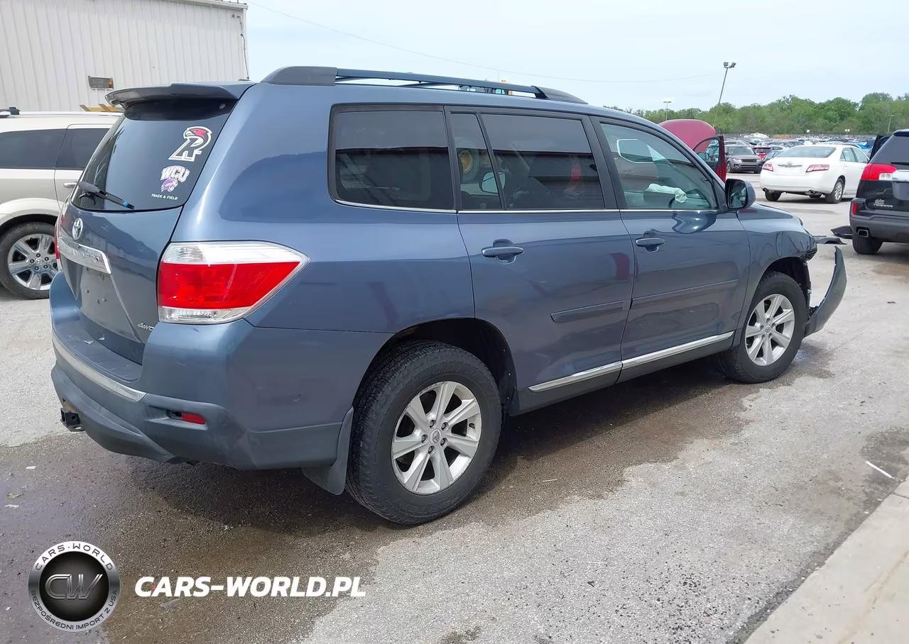 2012 Toyota Highlander Se V6 VIN:5TDBK3EH3CS146607 - 4
