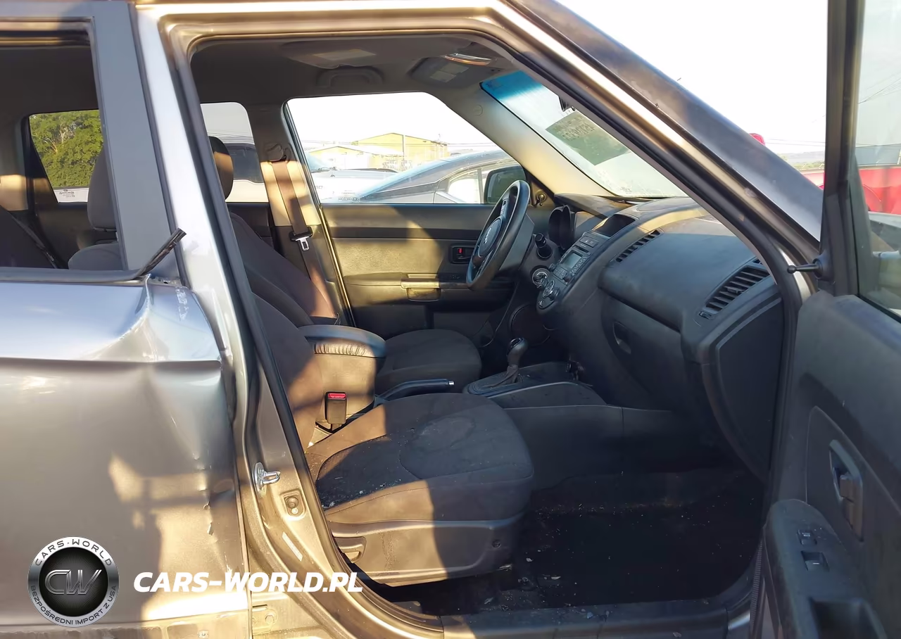 2013 Kia Soul VIN:KNDJT2A50D7628462 - 5