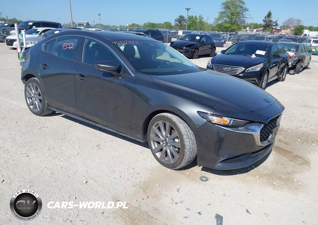 2024 Mazda Mazda3 2.5 S Preferred – zdjęcie 1 z 17