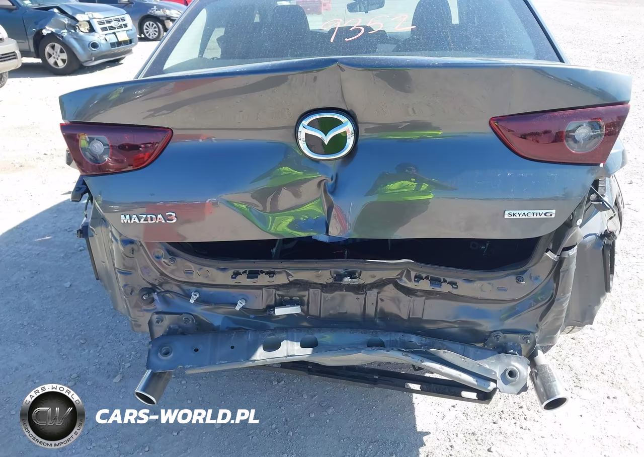 2024 Mazda Mazda3 2.5 S Preferred VIN:3MZBPACM4RM414382 - 6