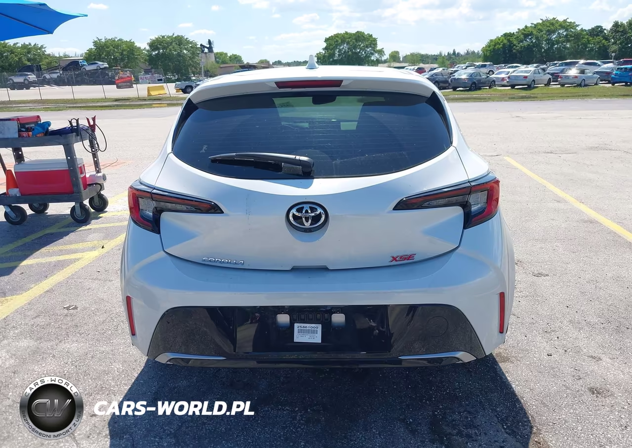 2025 Toyota Corolla Xse VIN:JTNC4MBEXS3250537 - 16