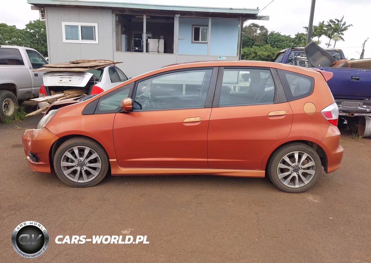 2012 Honda Fit Sport VIN:JHMGE8H52CC009122 - 14