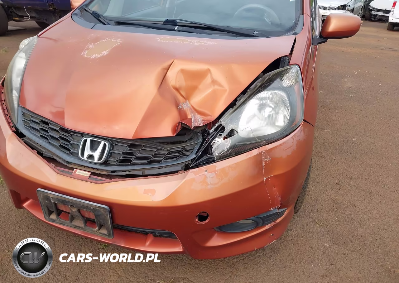 2012 Honda Fit Sport VIN:JHMGE8H52CC009122 - 6