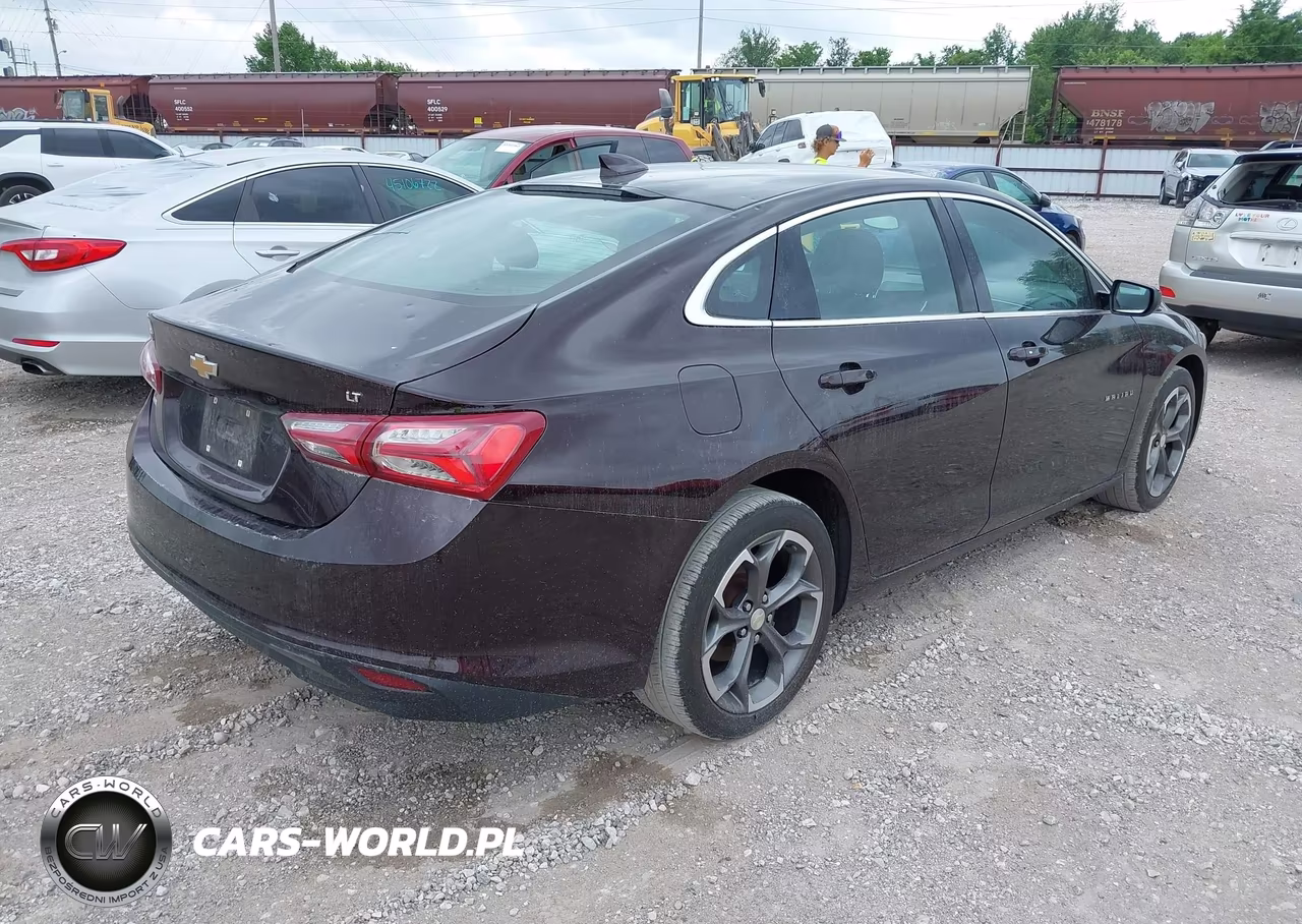 2021 Chevrolet Malibu Fwd Lt VIN:1G1ZD5ST9MF068695 - 4