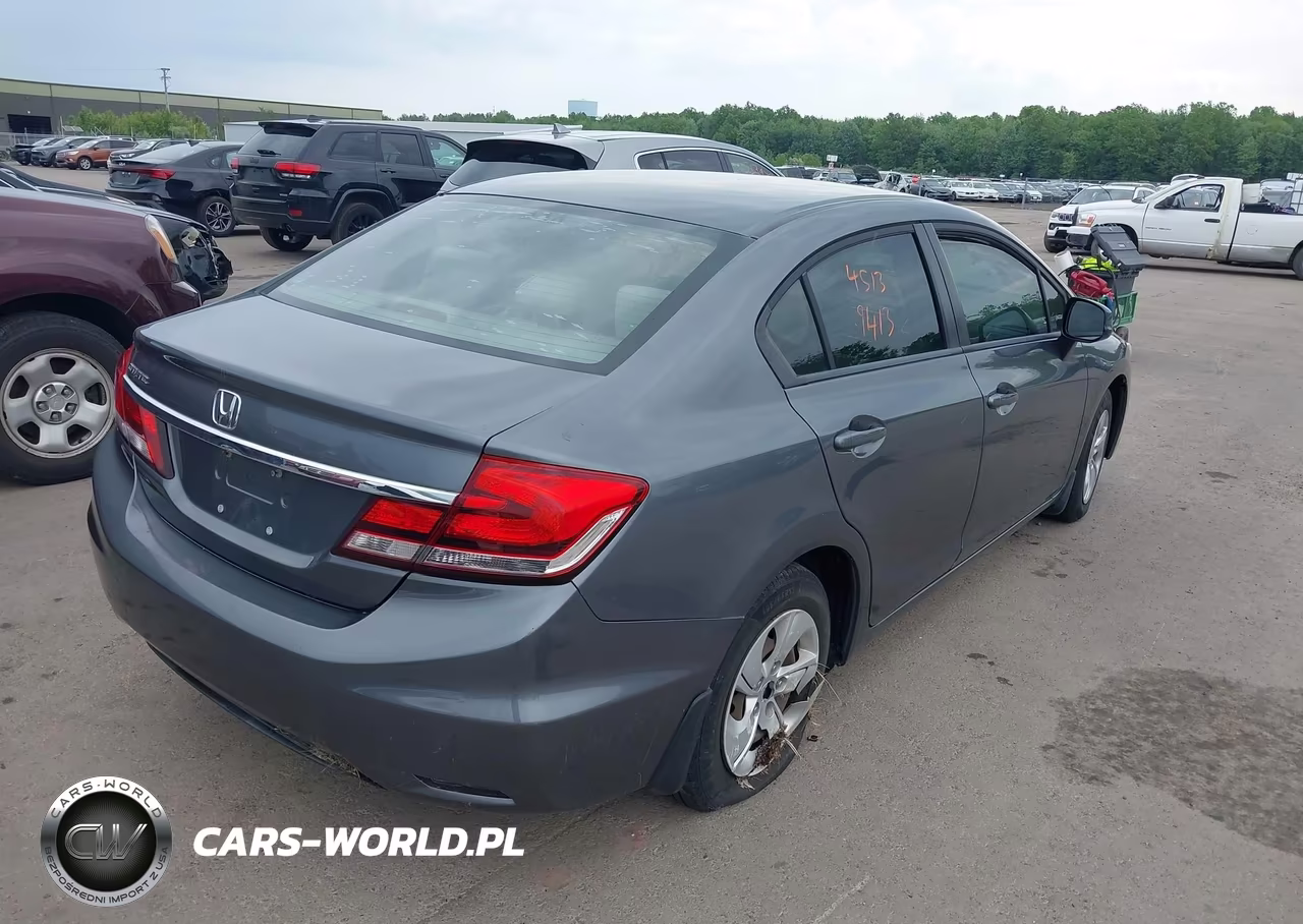2013 Honda Civic Lx VIN:19XFB2F50DE018384 - 4