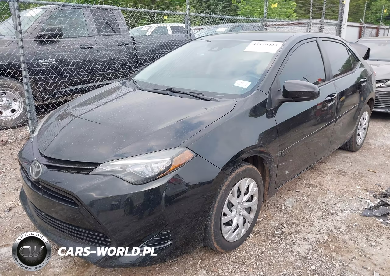 2017 Toyota Corolla Le VIN:5YFBURHE5HP650168 - 2