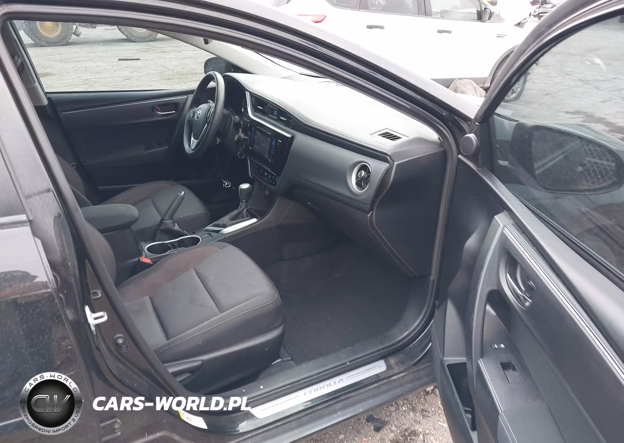 2017 Toyota Corolla Le VIN:5YFBURHE5HP650168 - 5