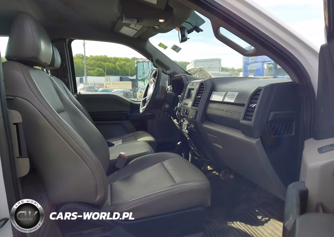 2017 Ford F-350 Xl VIN:1FT7X3B61HEE05019 - 5