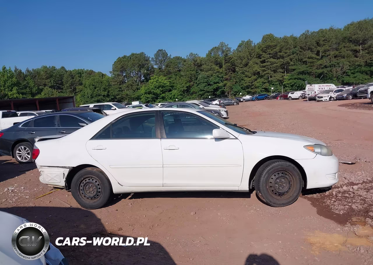 2005 Toyota Camry Le VIN:4T1BE32K85U013097 - 13