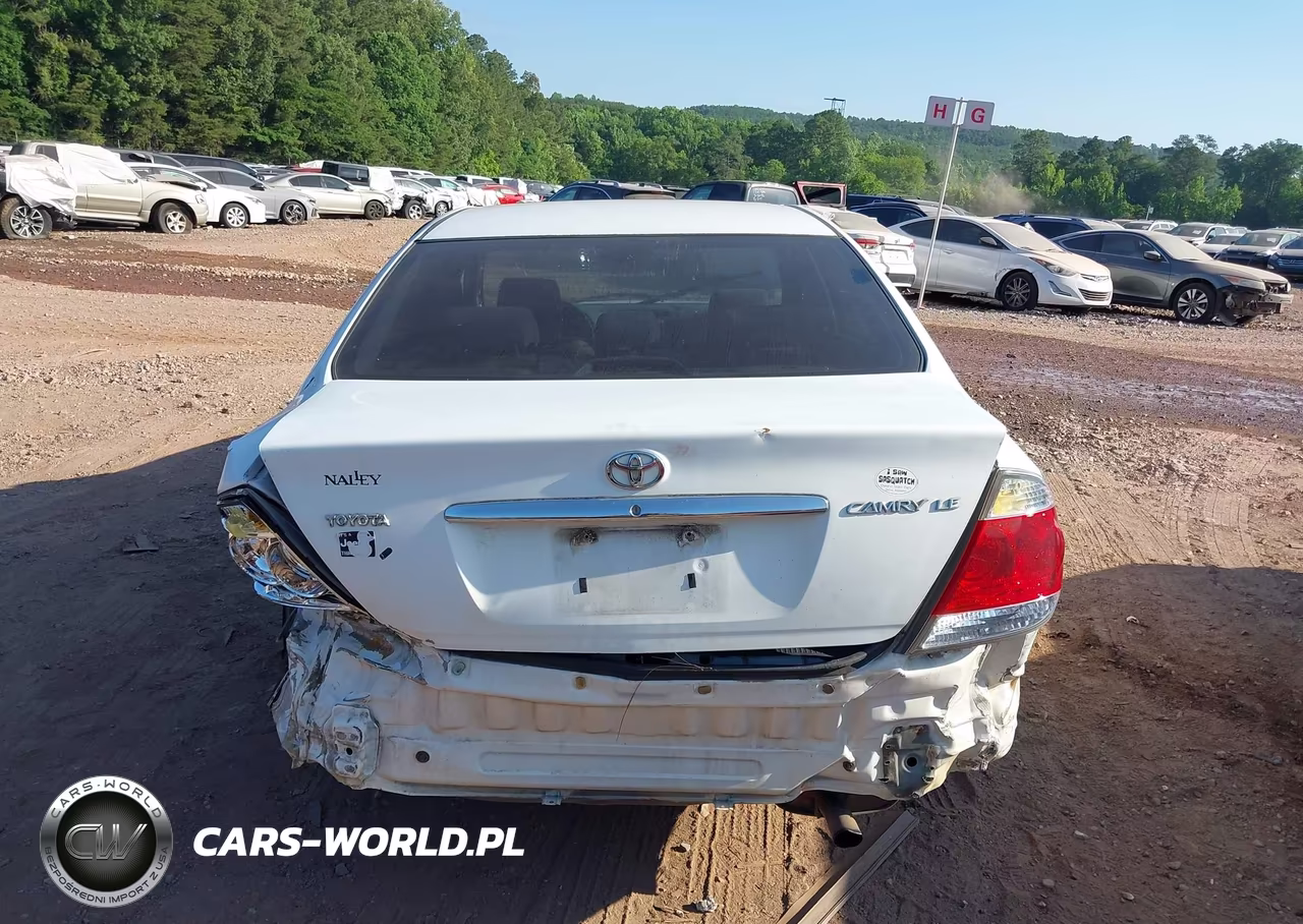 2005 Toyota Camry Le VIN:4T1BE32K85U013097 - 16