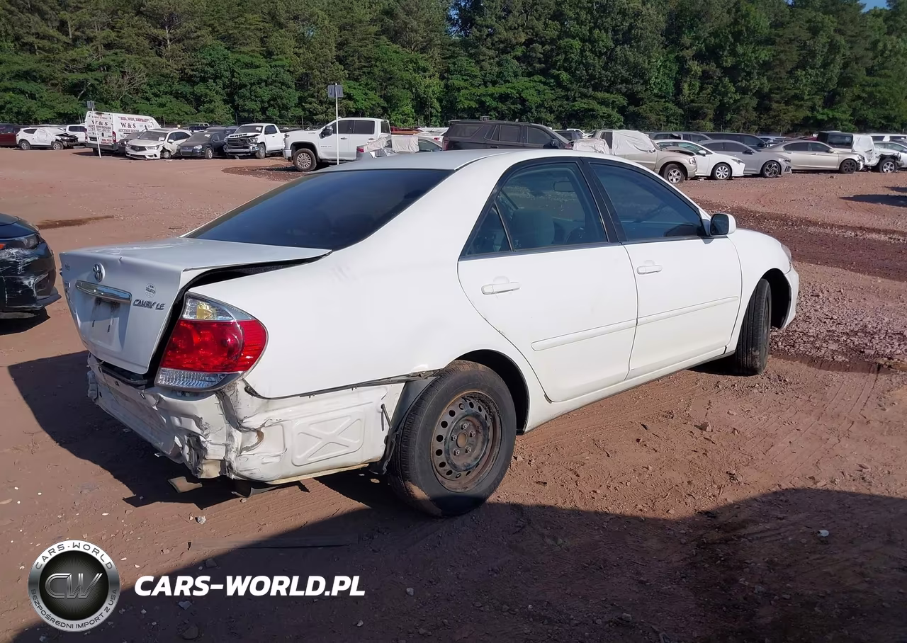 2005 Toyota Camry Le VIN:4T1BE32K85U013097 - 4