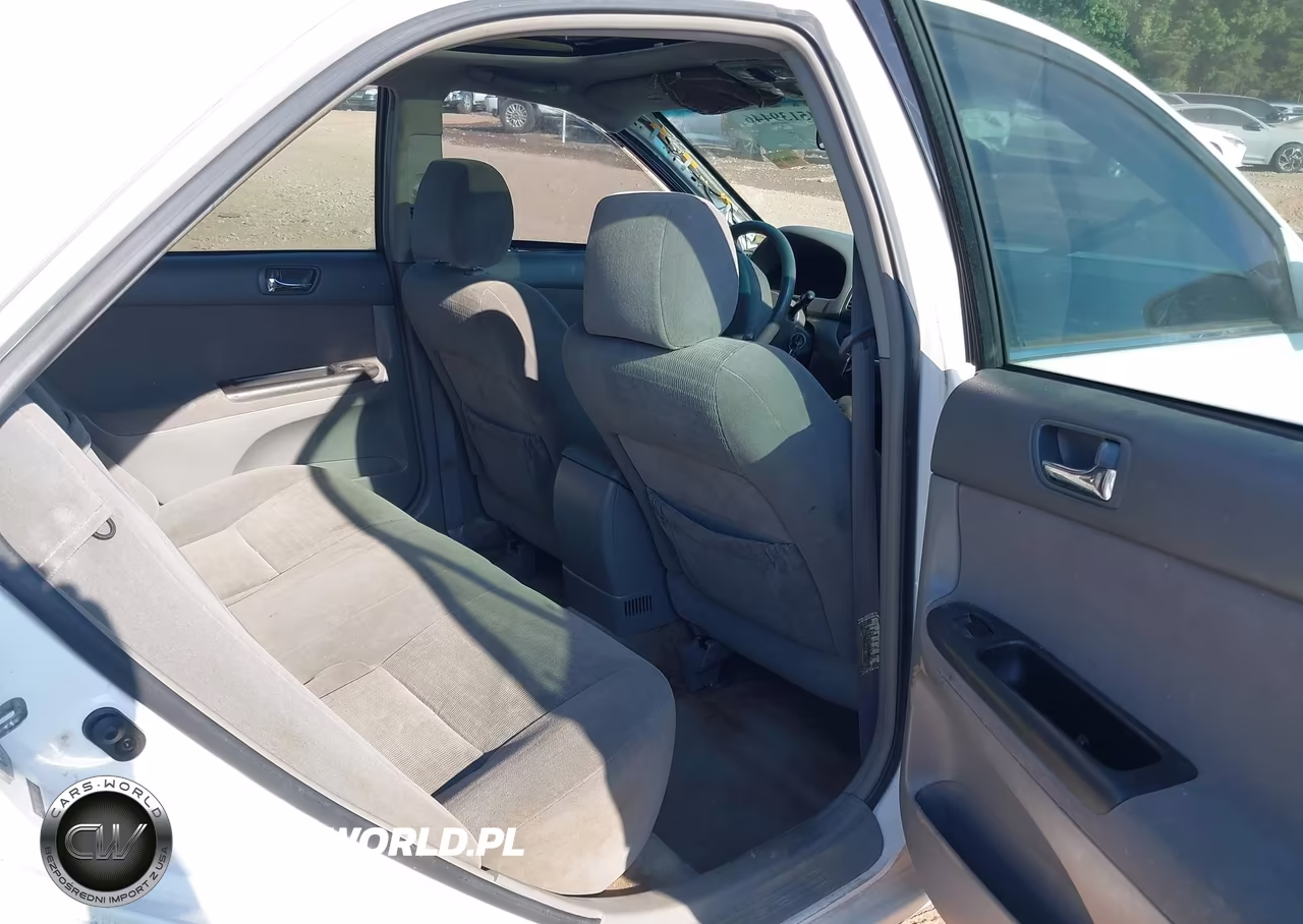 2005 Toyota Camry Le VIN:4T1BE32K85U013097 - 8
