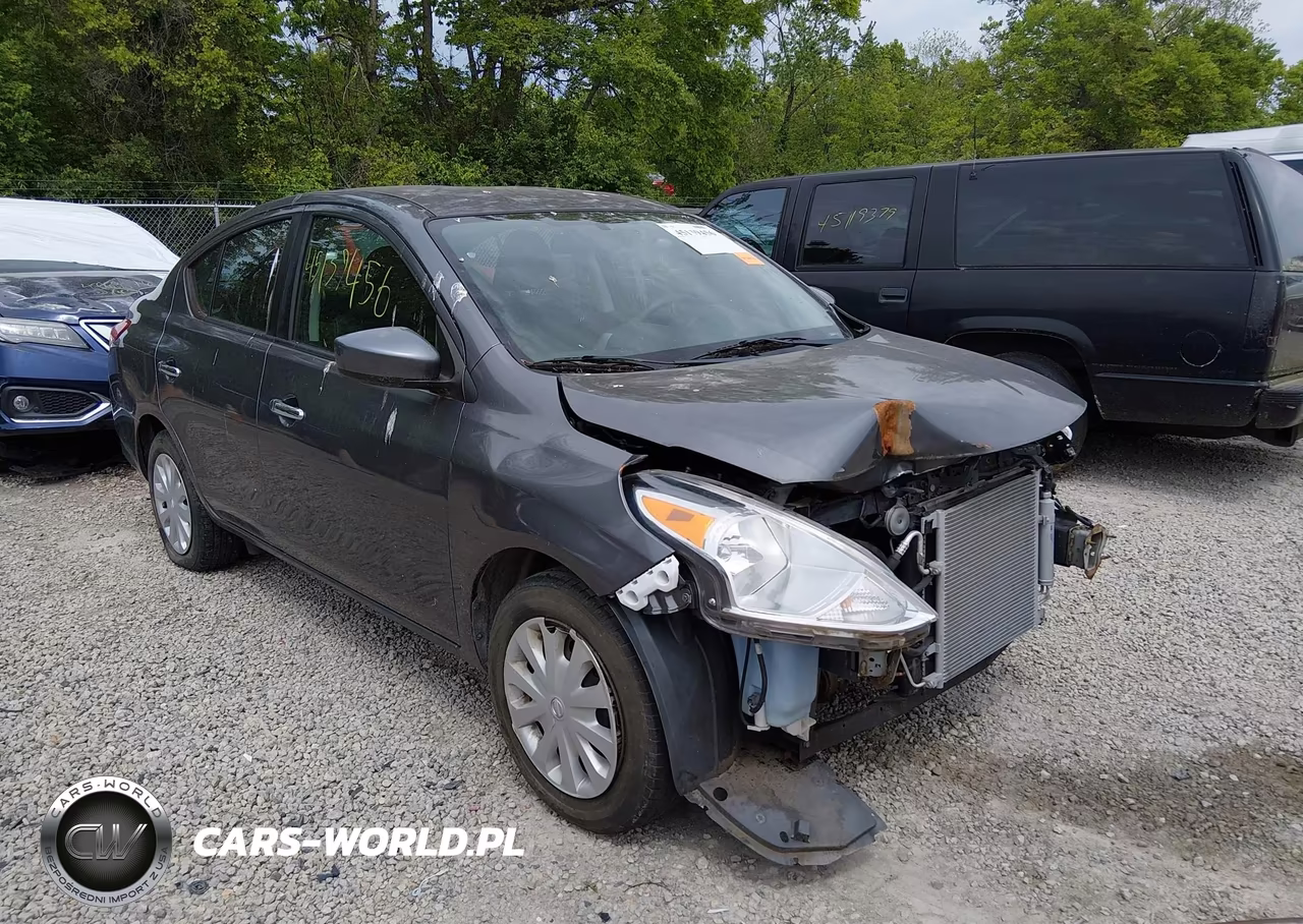 2017 Nissan Versa 1.6 Sv