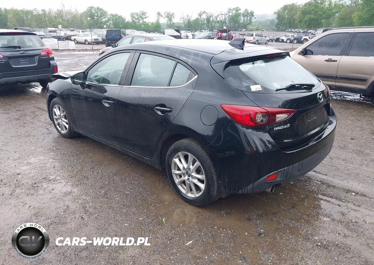 2014 Mazda Mazda3 I Touring VIN:JM1BM1L71E1104512 - 3