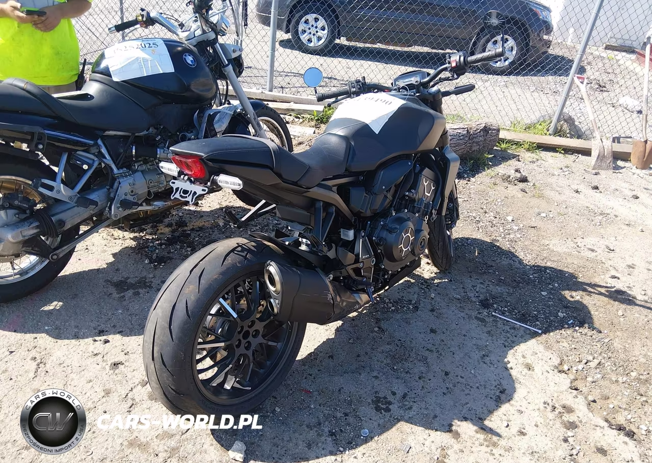 2023 Honda Cb1000 Ra VIN:JH2SC8019PK500302 - 4