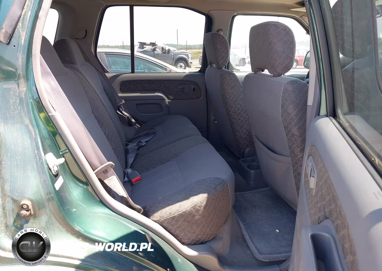 2001 Nissan Xterra Xe VIN:5N1ED28Y41C528412 - 8