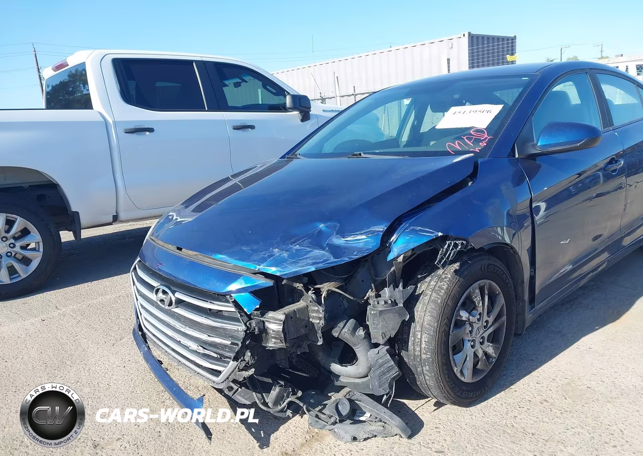 2018 Hyundai Elantra Se VIN:5NPD74LFXJH319382 - 6