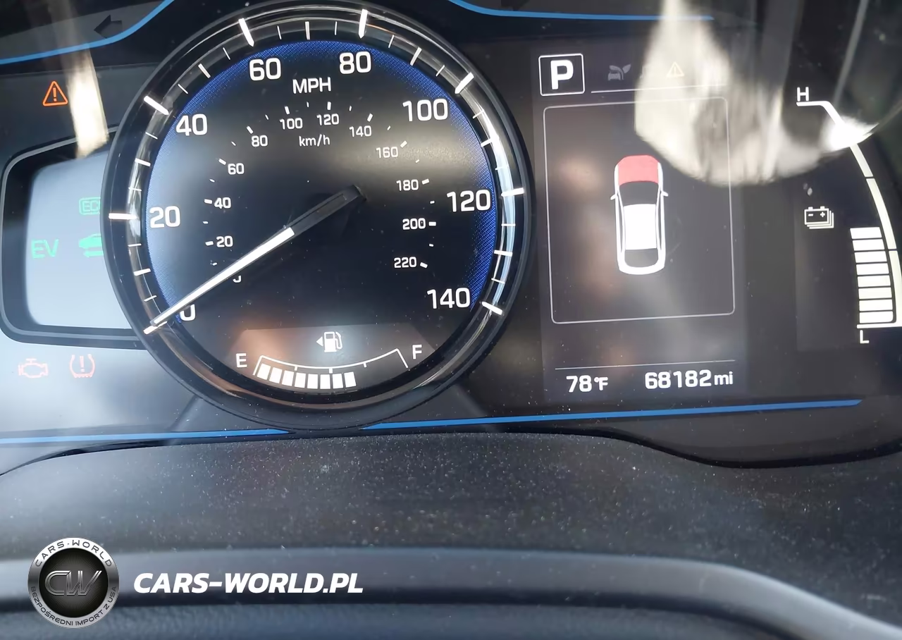 2018 Hyundai Ioniq Hybrid Blue VIN:KMHC65LC0JU075768 - 15