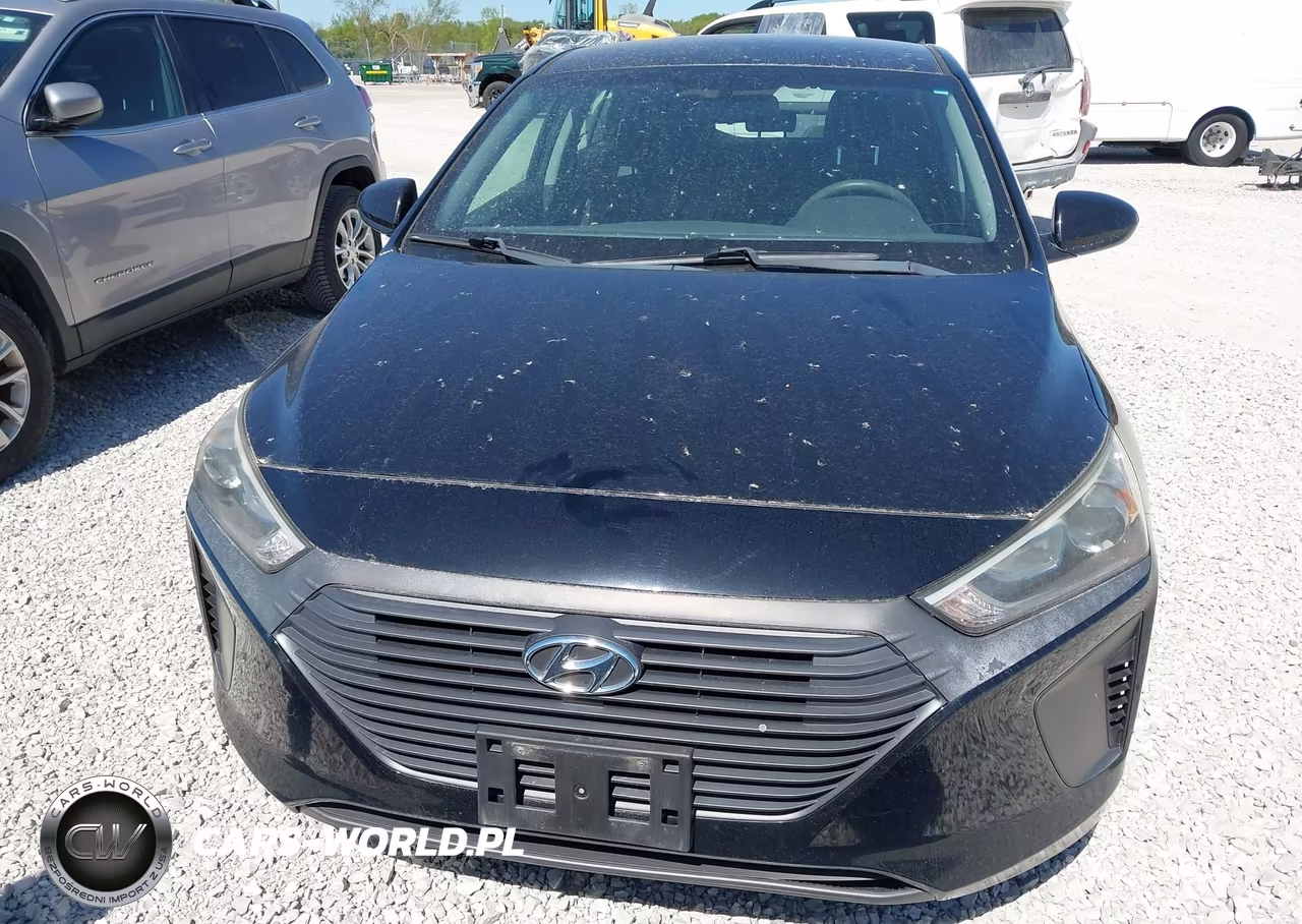 2018 Hyundai Ioniq Hybrid Blue VIN:KMHC65LC0JU075768 - 6