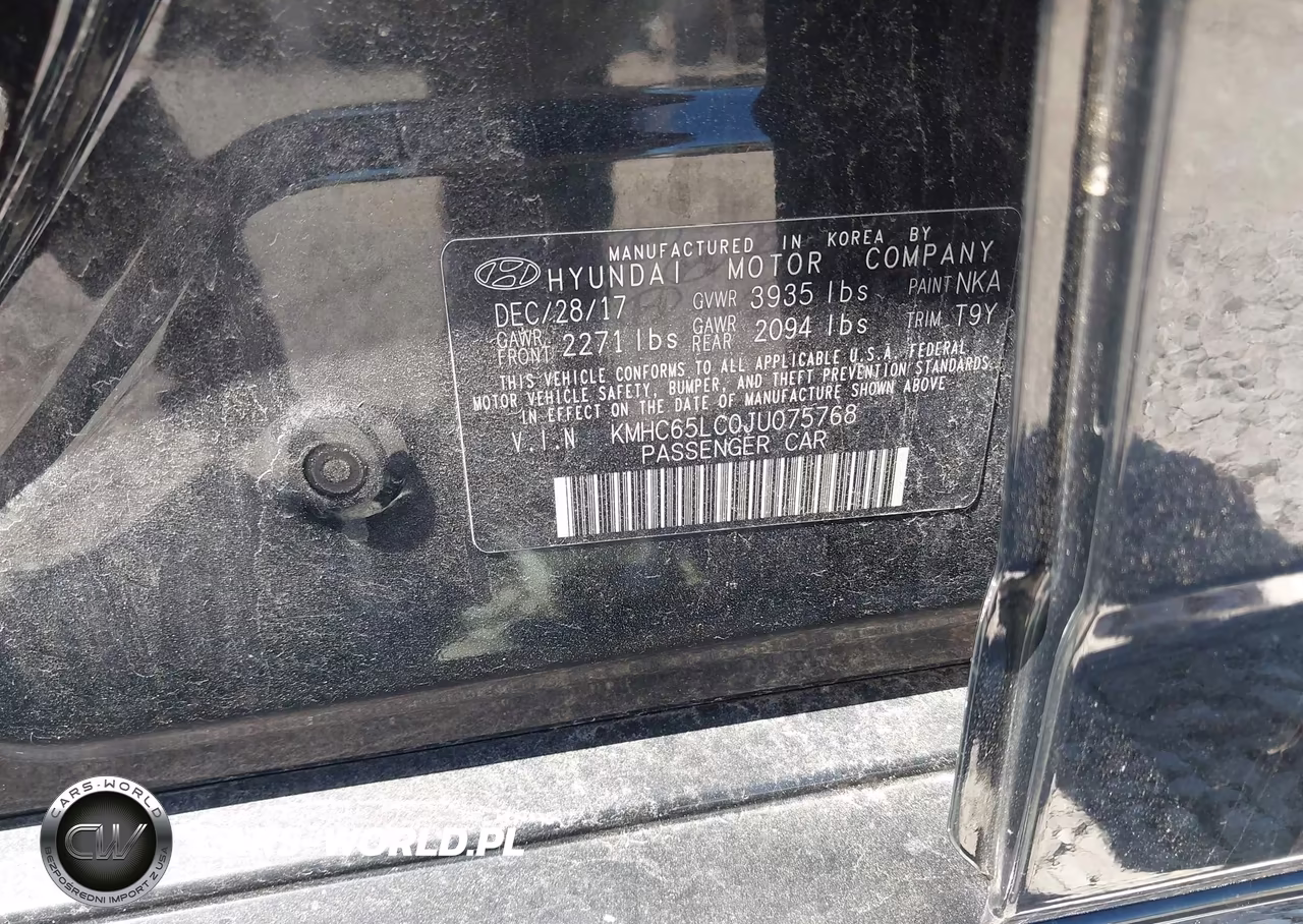 2018 Hyundai Ioniq Hybrid Blue VIN:KMHC65LC0JU075768 - 9