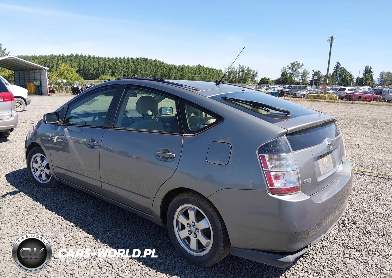 2005 Toyota Prius VIN:JTDKB20U553002625 - 3