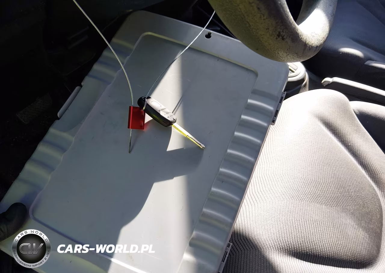 2013 Honda Fit VIN:JHMGE8H35DC064955 - 11