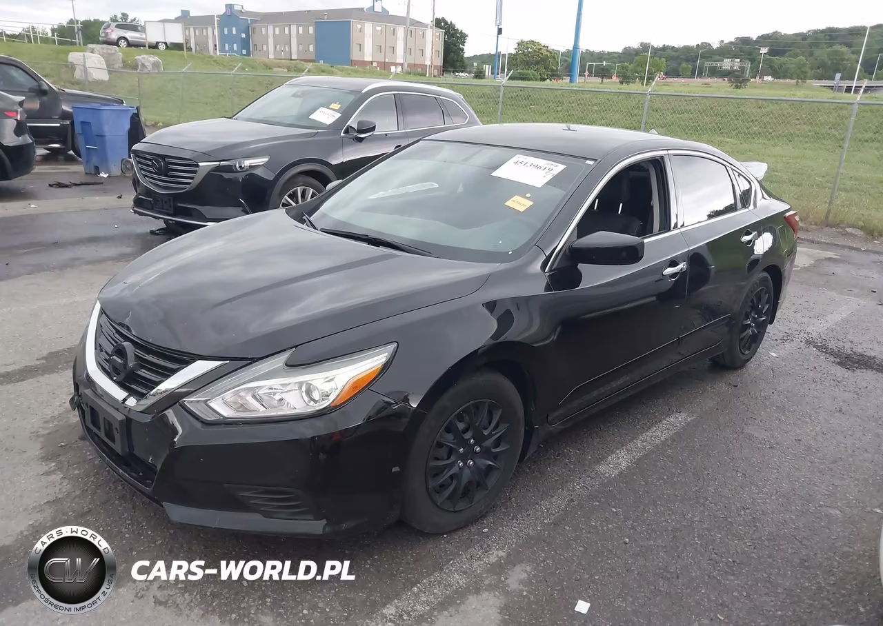 2018 Nissan Altima 2.5 S VIN:1N4AL3AP9JC222812 - 2