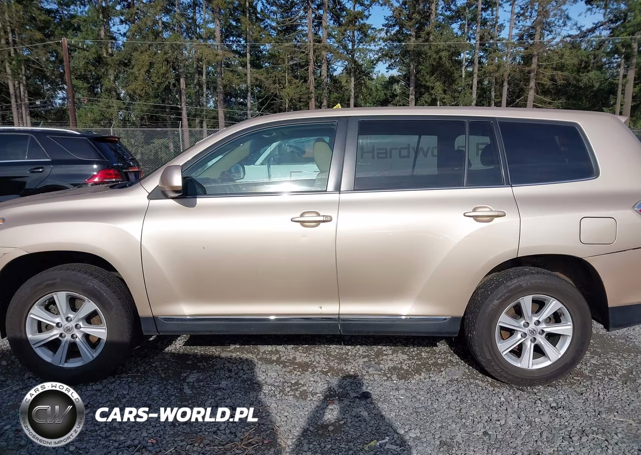 2013 Toyota Highlander Base V6 VIN:5TDBK3EH3DS212087 - 14