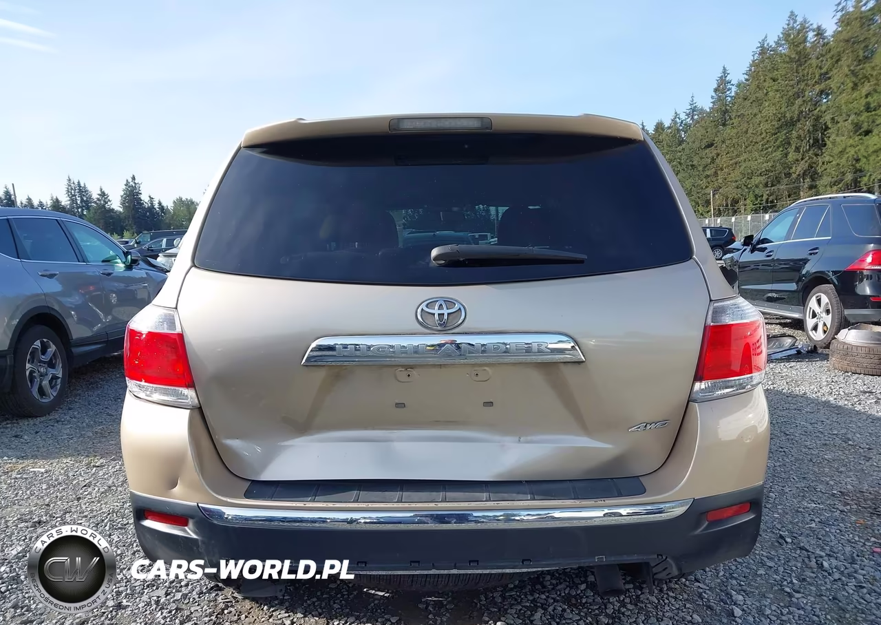 2013 Toyota Highlander Base V6 VIN:5TDBK3EH3DS212087 - 16