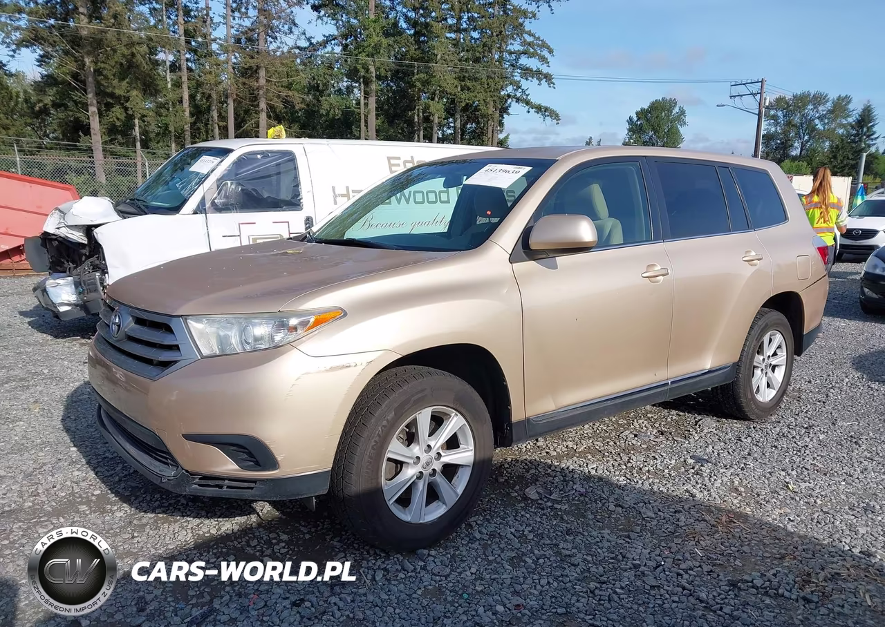 2013 Toyota Highlander Base V6 VIN:5TDBK3EH3DS212087 - 2