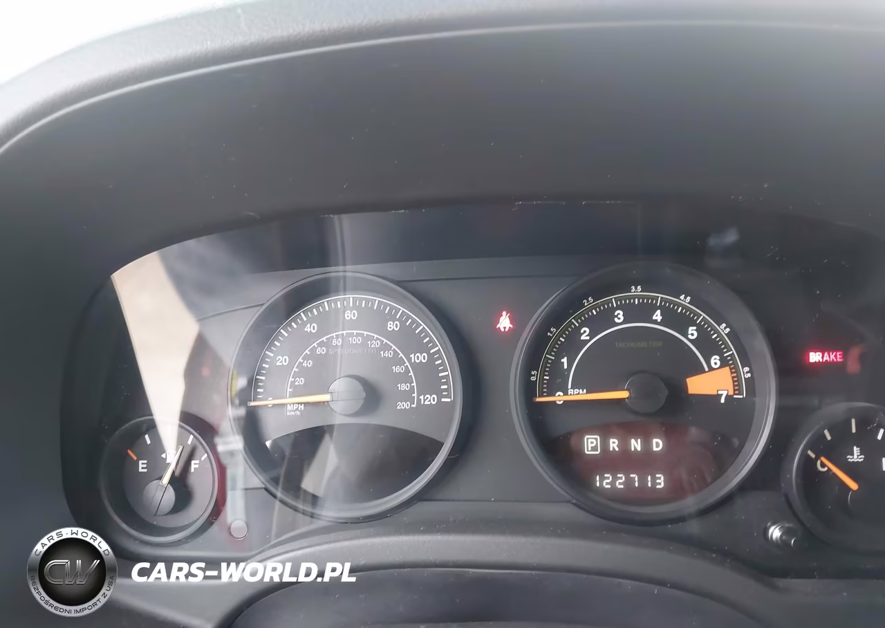 2015 Jeep Patriot Latitude VIN:1C4NJRFB7FD425748 - 7
